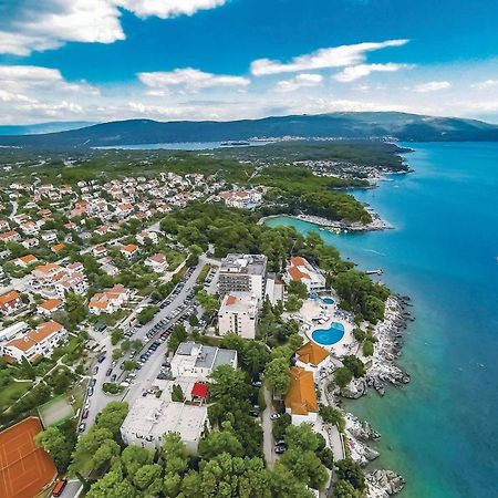 1 Bedroom Beautiful Apartment In Vrh Vrh  Luaran gambar
